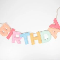 Meri-Meri Perfect Birthday Party Set -Meri Meri media 3106a8c3 9945 4f13 b2a1 8a41b213fd23