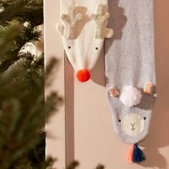 Meri-Meri Knitted Reindeer Scarf 11 Meri-Meri Knitted Reindeer Scarf -Meri Meri media 3373afa8 7abf 469e bfef 6f14ada52084