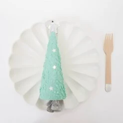 Meri-Meri Christmas Tree Crackers (x 6) 13 Meri-Meri Christmas Tree Crackers (x 6) -Meri Meri media 3585bff9 1a1b 436a 8dab 1d72a3acc84b