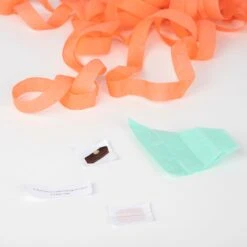 Meri-Meri Ladurée X Meri Meri Paris Macaron Surprise Balls (x 5) 8 Meri-Meri Ladurée X Meri Meri Paris Macaron Surprise Balls (x 5) -Meri Meri media 3697832c 2cad 4464 ac65 17376adc23b2