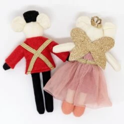 Meri-Meri Theater Suitcase & Ballet Dancer Dolls (x 2) -Meri Meri media 440edc3a c9db 45e7 89ec 81cd476a1468
