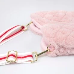 Meri-Meri Plush Heart Bag -Meri Meri media 46a31443 2ba0 495c 8cdf 9c9d5dd4e6a5