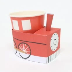 Meri-Meri Train Cups (x 8) -Meri Meri media 49a3abd3 e6ae 459a ae59 18d3dbb48e60