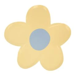 Meri-Meri Daisy Shaped Plates (x 8) 16 Meri-Meri Daisy Shaped Plates (x 8) -Meri Meri media 4a29657e cd4f 4642 83ff 516016939f20