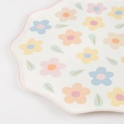 Meri-Meri Happy Flowers Party Set -Meri Meri media 61450b85 2d16 418f a701 c07074e4fb25