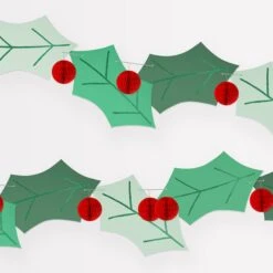 Meri-Meri Honeycomb Holly Garland