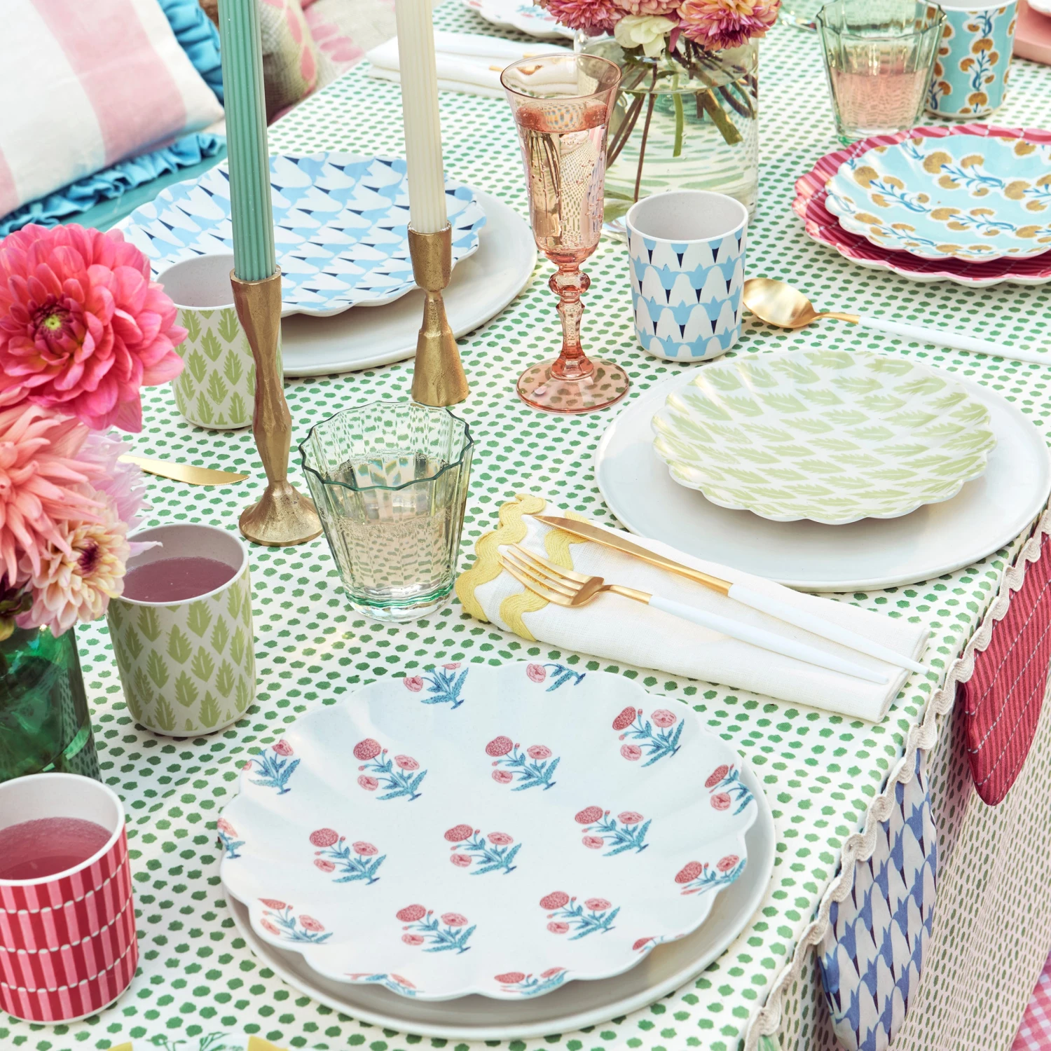 Meri-Meri Molly Mahon X Meri Meri Recycled Plastic Small Plates (x 6) 2 Meri-Meri Molly Mahon X Meri Meri Recycled Plastic Small Plates (x 6) - Image 2