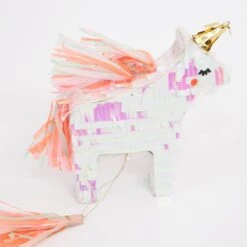 Meri-Meri Unicorn Piñata Favor -Meri Meri media 695cbfef 9fce 47b2 bd5e d2805e55a029