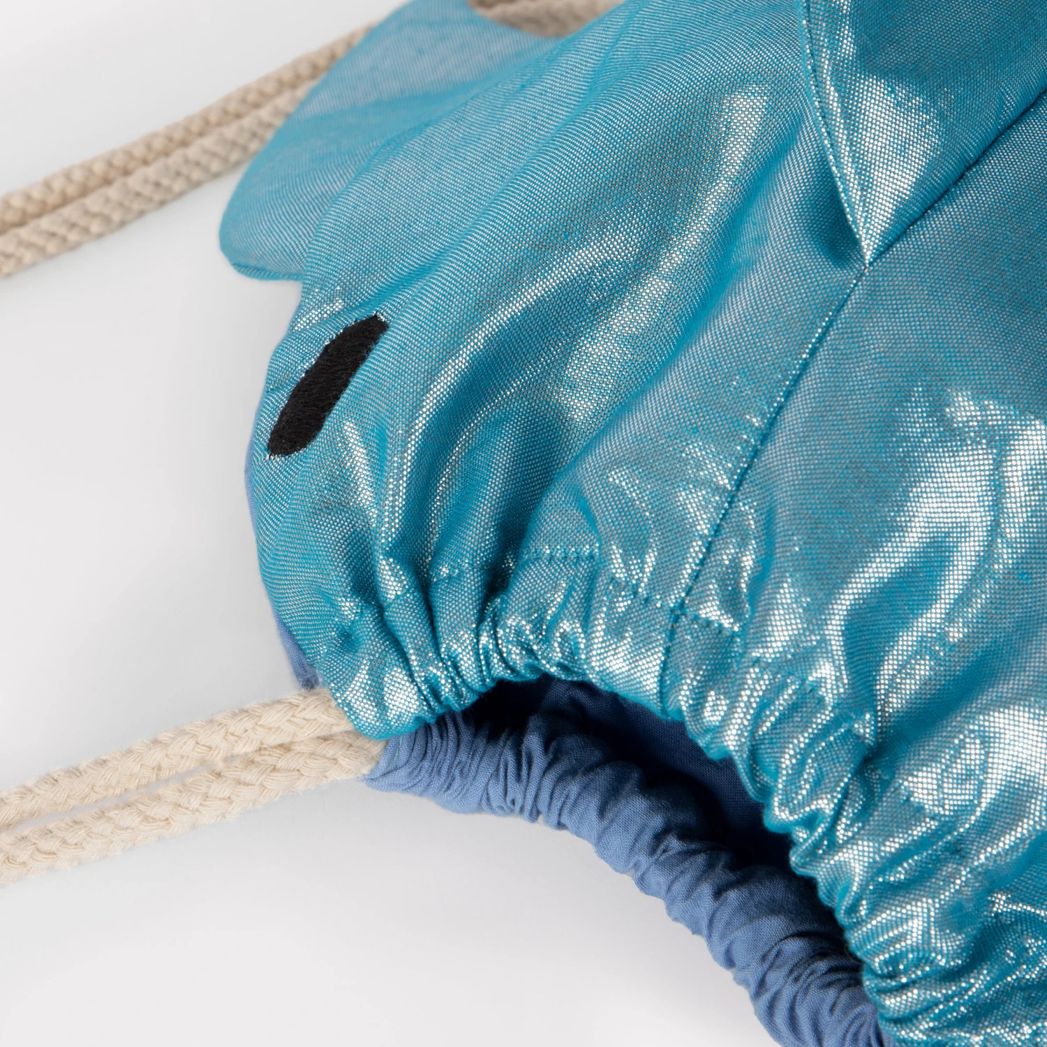 Meri-Meri Shark Backpack 5 Meri-Meri Shark Backpack - Image 5