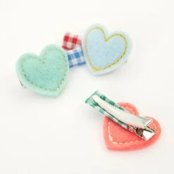 Meri-Meri Felt Heart Hair Clips (x 6) -Meri Meri media 7d357ad4 e6e2 47a2 87ea c767c4389721