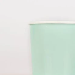 Meri-Meri Sea Foam Green Tumbler Cups (x 8) -Meri Meri media a5e3ded2 df59 498d b757 59a53d9b9101