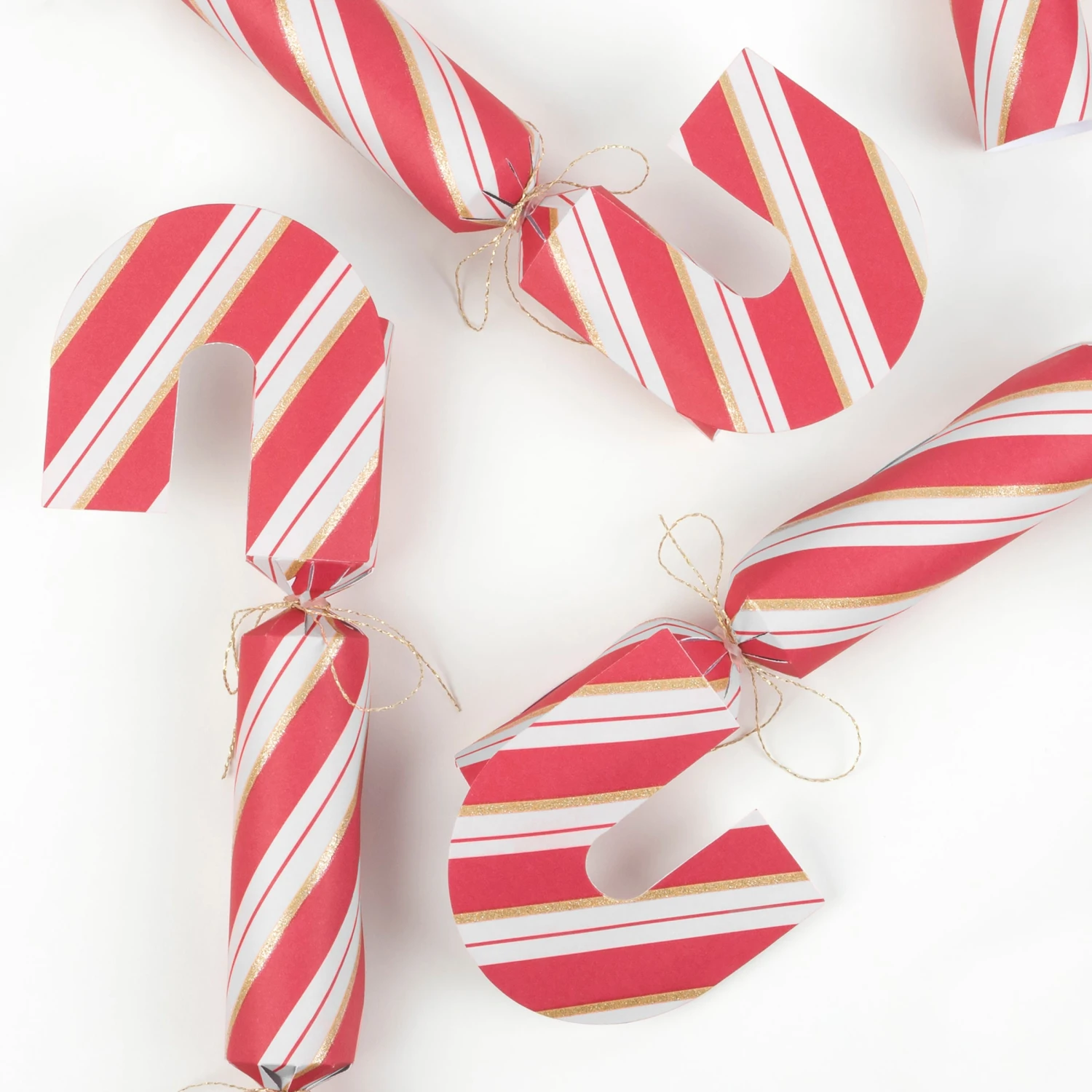 Meri-Meri Candy Cane Shape Crackers (x 6) 4 Meri-Meri Candy Cane Shape Crackers (x 6) - Image 4