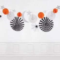 Meri-Meri Halloween Honeycomb Shapes Garland -Meri Meri media aeee1f4c 90c3 4686 b253 61cca94ab5a1