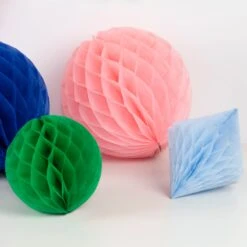 Meri-Meri Rainbow Honeycomb Decoration Kit (x 16) -Meri Meri media b066bf2f 2876 4060 8c01 0a56837d96f3