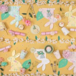 Meri-Meri Wild Daisy Garland -Meri Meri media b2511f65 78dd 458c b1fc c8894e322d23