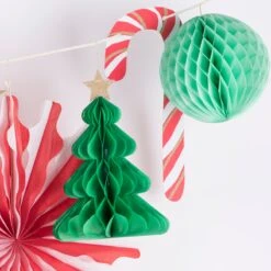 Meri-Meri Christmas Honeycomb Garland -Meri Meri media b5ed54cd aa37 4155 9cc3 ca33af5b13be