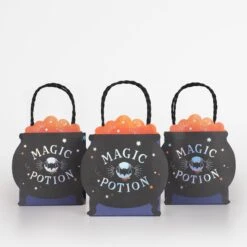 Meri-Meri Making Magic Cauldron Party Bags (x 8) -Meri Meri media b86bb769 d416 4a40 b87a eb6667fd8028