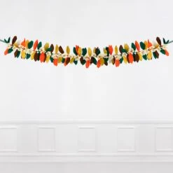 Meri-Meri Fall Flower Garland 5 Meri-Meri Fall Flower Garland -Meri Meri media c005a65b 6d1f 4605 9c5a b03c8eec8eaa
