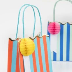Meri-Meri Stripe Party Bags (x 8) -Meri Meri media c6774e38 a0e3 4d53 b9db 1060f913f26a