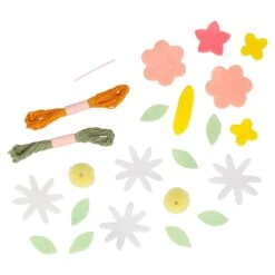 Meri-Meri Flower Embroidery Butterfly Mask Kit -Meri Meri media d1ad1c10 f00a 441e 955e 068d45bc0850