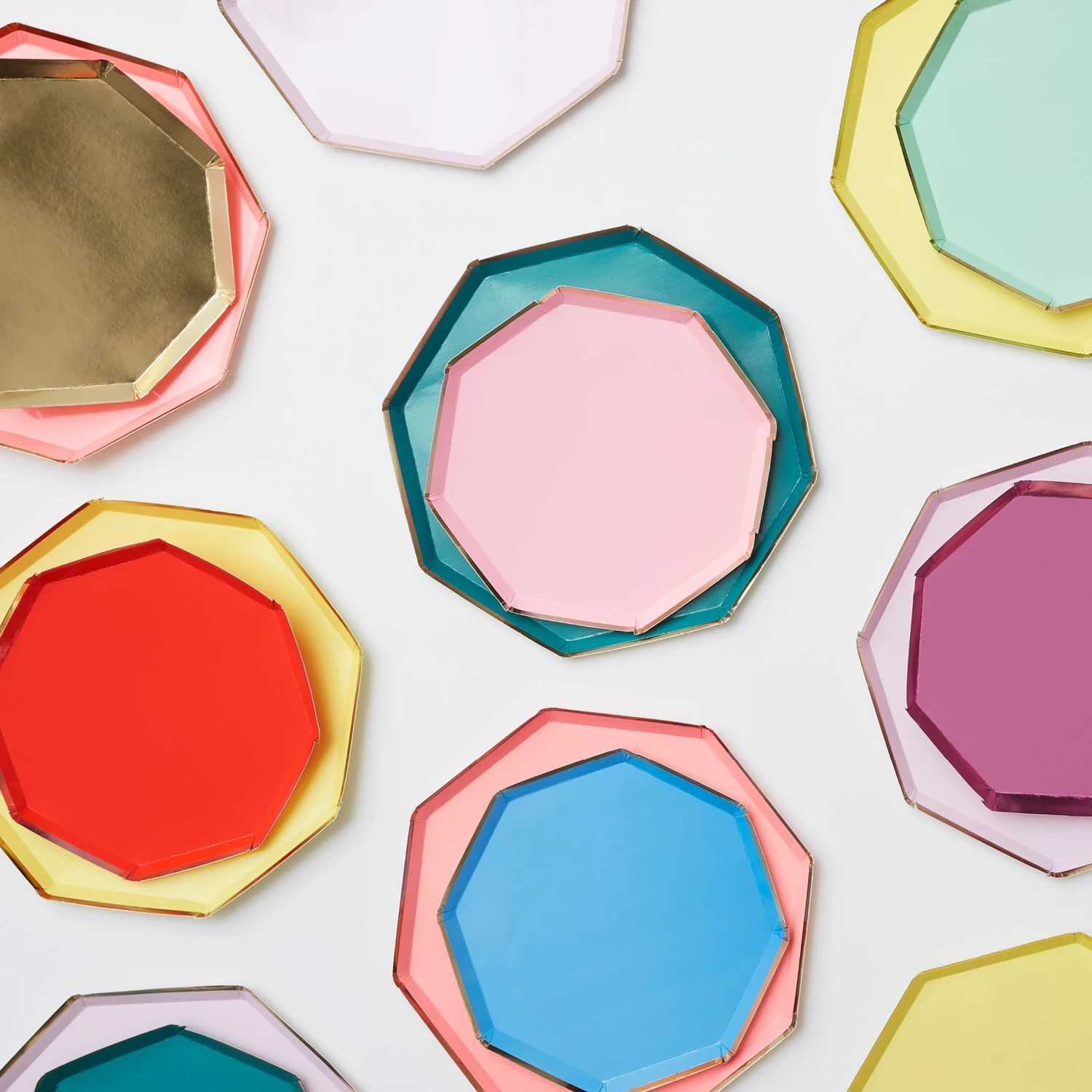 Meri-Meri Pale Yellow Dinner Plates (x 8) 3 Meri-Meri Pale Yellow Dinner Plates (x 8) - Image 3