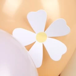 Meri-Meri Pastel Daisy Balloon Garland (x 51 Balloons) -Meri Meri media daa7019d b660 45d8 bee5 96762e2f32e7