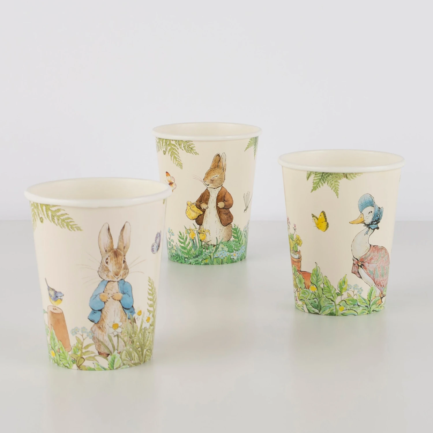 Meri-Meri Peter Rabbit™ In The Garden Cups (x 8) 3 Meri-Meri Peter Rabbit™ In The Garden Cups (x 8) - Image 3